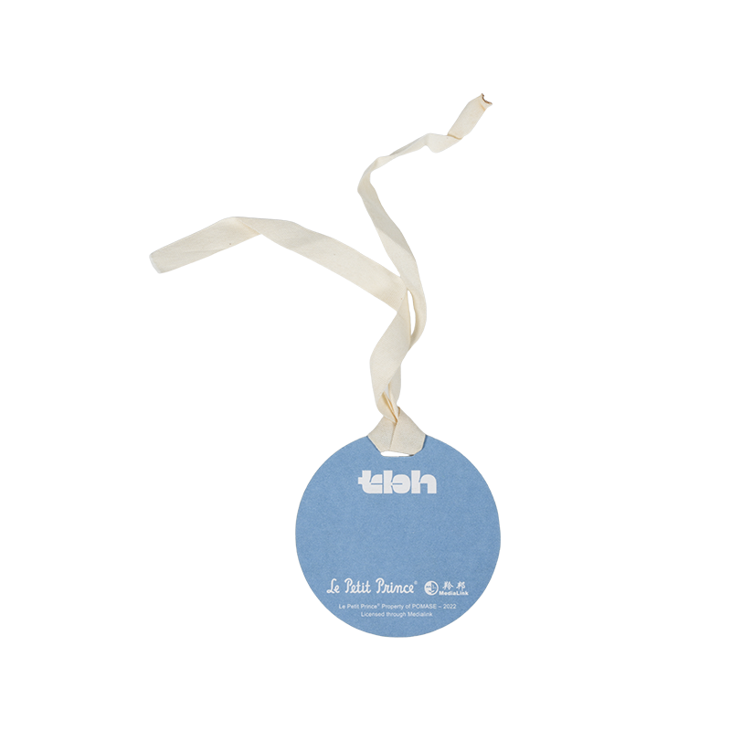 Dvojvrstvové biele kartónové visačky na balenie odevov