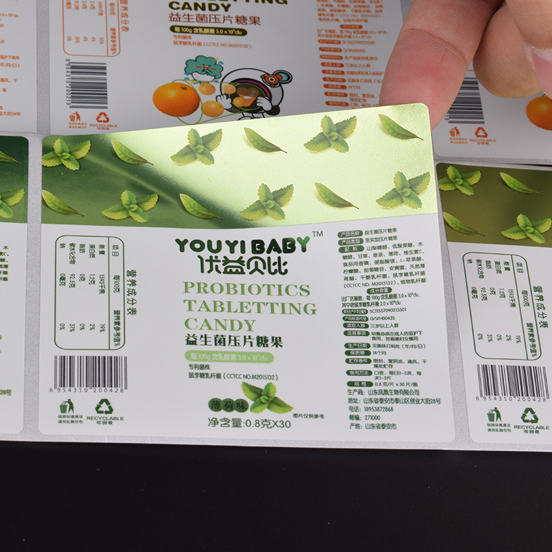 Lepiaca etiketa z natieraného papiera